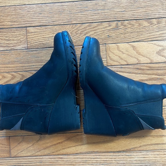 Sorel afterhours Chelsea wedge boot 8.5 - Picture 9 of 10